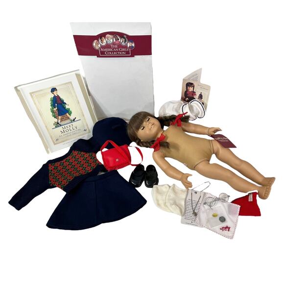 American Girl Molly Doll Pleasant Company 1986 In Meet Outfit & Accessories Box - Picture 13 of 16